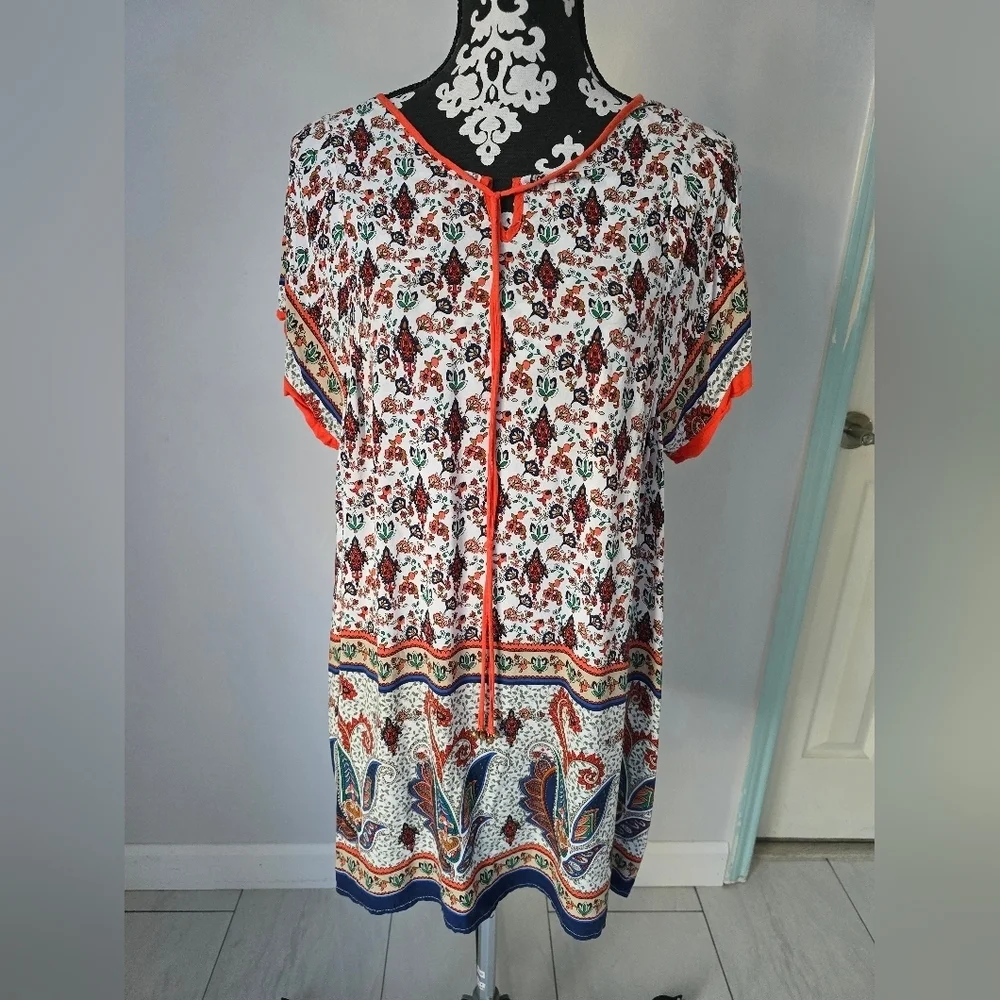 Umgee Floral Print Blouse with Orange Accents Size M